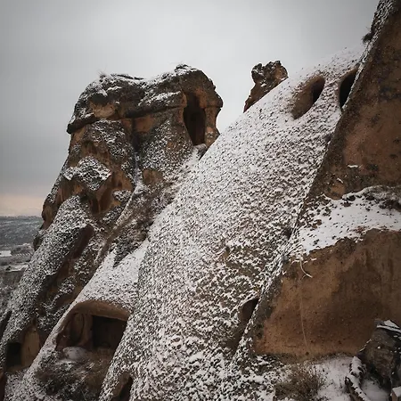 Sandik Cave Bed & Breakfast