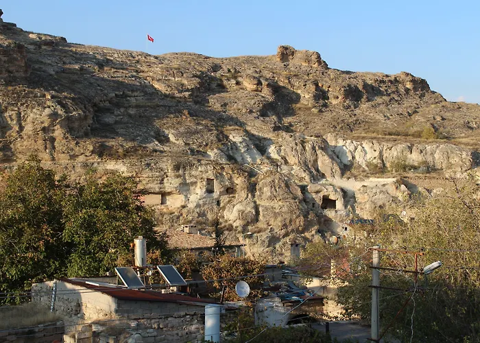 Sandik Cave أوروغوبْ